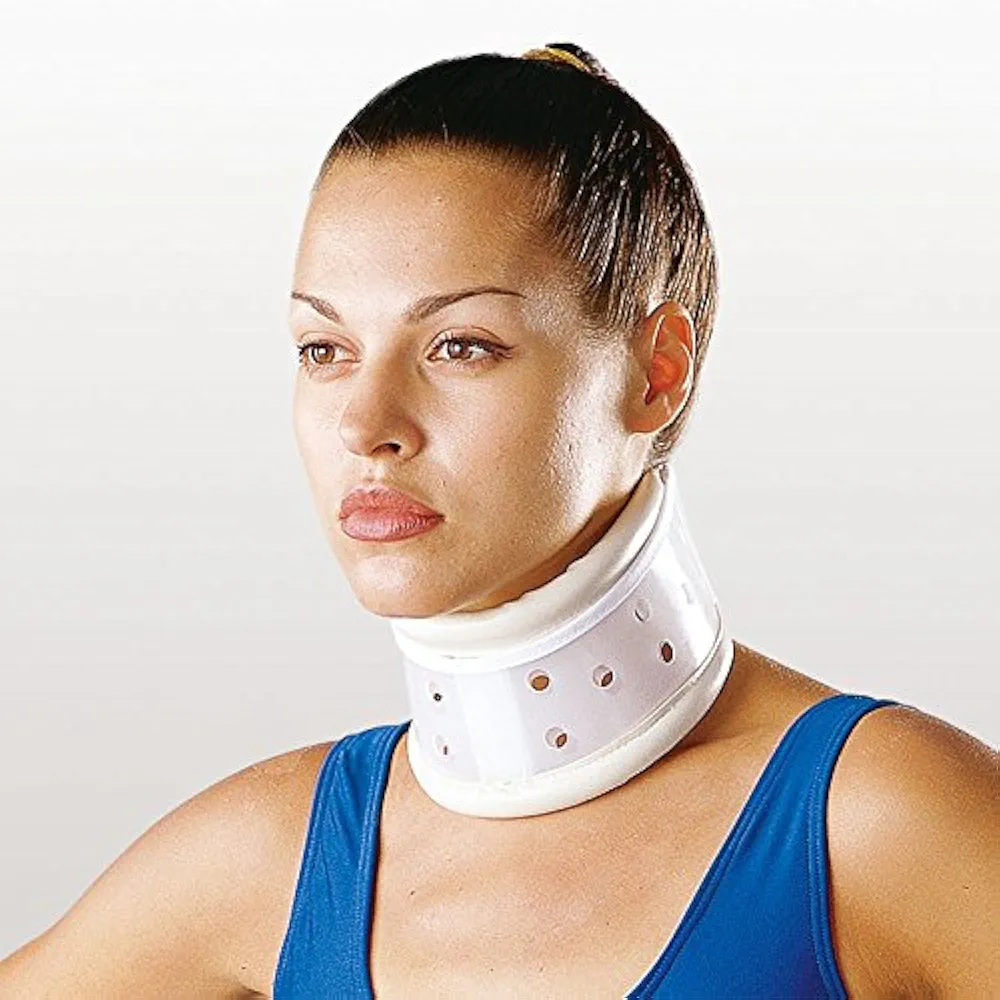 51uFg6HGM9L._AC_UF10001000_QL80_FMwebp_.webp Collier Cervical Médical Rigide – Image 1