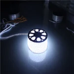 Ruban LED - 20 Mètres - 220V Recoupable - IP65 - Blanc Froid 6000K - 8000K - Blanc – Image 3