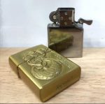 Coffret Briquet De Luxe Métallique 3D Recharge De Liquide – Image 5