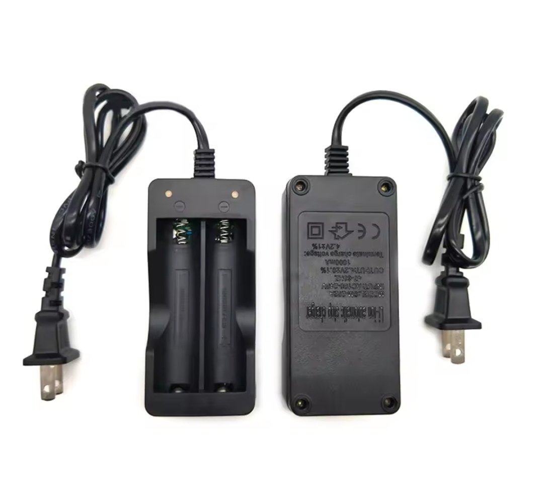 Screenshot_20250104_114211.jpg Chargeur de Batterie au Lithium 18650 – Double Chargeur Intelligent avec Câble Prise US – Image 1