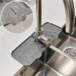 Tapis Égouttoir en Silicone pour Évier et Robinet - Anti-éclaboussures et Organisateur - Gris – Image 3