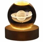 Boule De Cristal 3D – Veilleuse LED lumineuse – Créative – Lune et Planète – Image 6