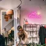 Enseigne Lumineuse LED « Hello Beautiful » Avec Éclairage Rosée – Décoration Moderne – Image 10