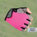 Une Paire De Gants De Sport Pour Femmes – Respirants – De Couleur Rose – Image 2